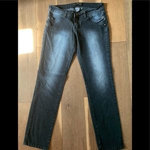 Mashu Dark Wash Jeans